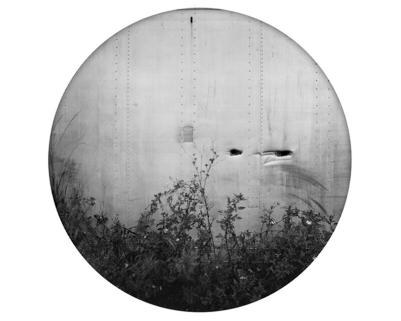 galleries/2011/01/27/a-haunting-look-at-new-orleans/deborah-luster---1_ngfesd