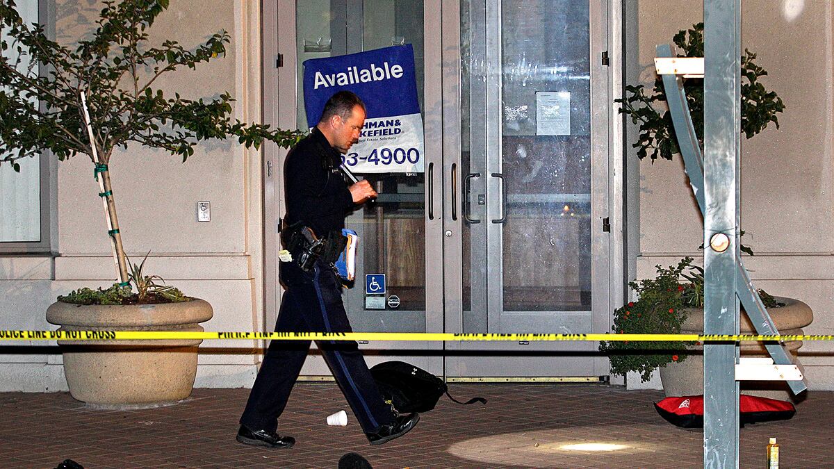 cheats/2011/11/12/occupy-deaths-force-new-evictions/occupy-oakland-shooting-cheat_y6k7b9