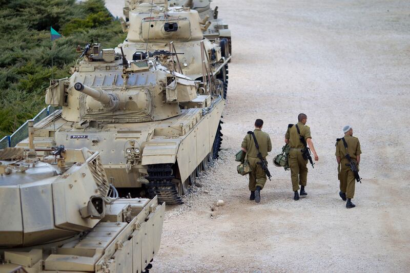 galleries/2014/01/13/mourns-gather-at-funeral-for-former-israeli-prime-minister-ariel-sharon-photos/sharon-funeral-11_jo6dr3