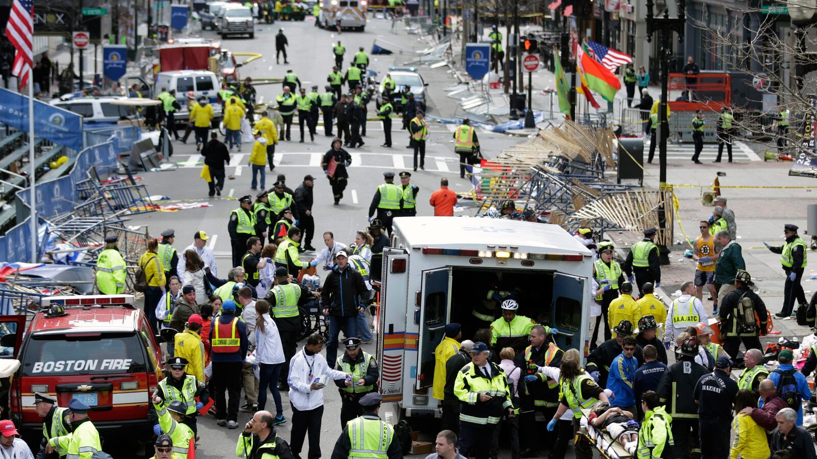 cheats/2013/04/15/2-explosions-rock-boston-marathon/130415-marathon-blast15_ppx4rm