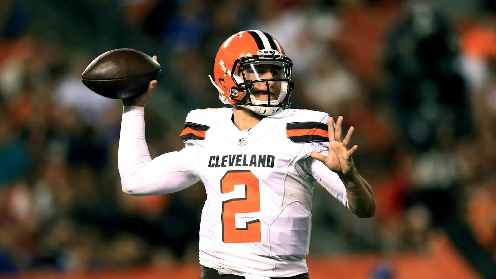 cheats/2016/02/08/manziel-ex-qb-hit-me-ruptured-ear-drum/160208-manziel-girlfriend-cheat_luygd5