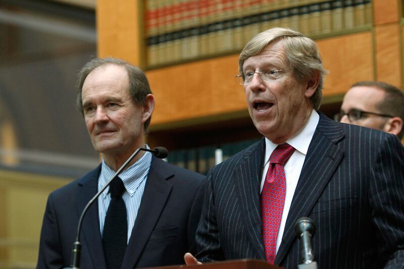 articles/2014/06/06/how-gay-marriage-was-won-prop-8-s-destruction-captured-in-hbo-movie/140605-teeman-case2-embed_gcdg4o