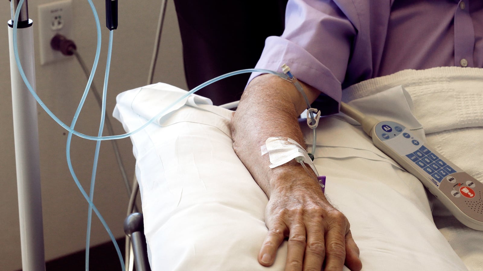 articles/2016/11/18/detroit-s-dr-death-declares-innocence-in-first-jailhouse-interview/161117-kaiser-dr-farid-fata-tease_coaiaz