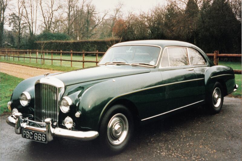 galleries/2014/10/27/a-history-of-bespoke-bentley-luxury-photos/141024-bently-01_wb968p