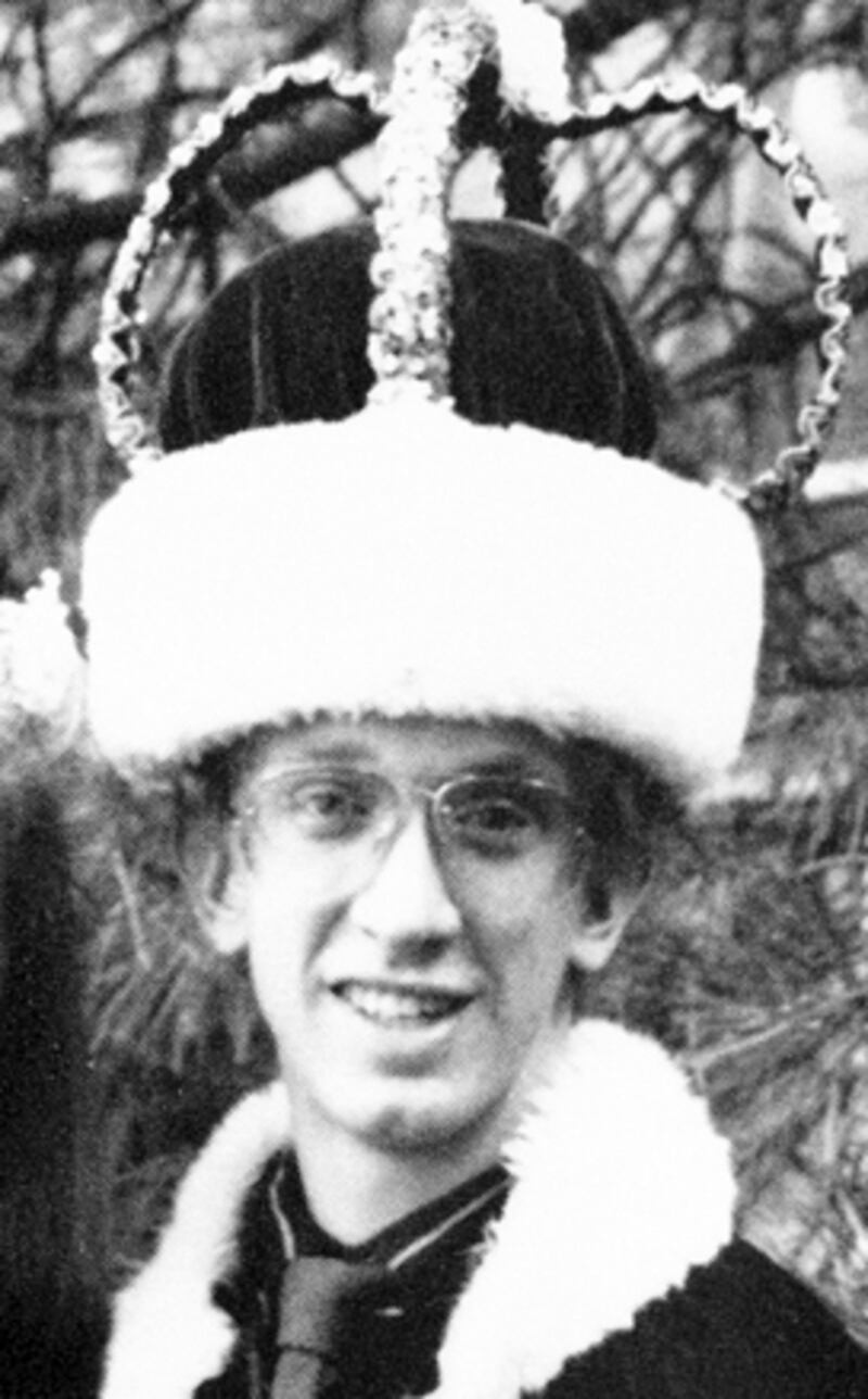 galleries/2009/11/01/celebrity-homecoming-queens-and-kings/celeb-homecoming-winners---andy-dick_sqvvvk