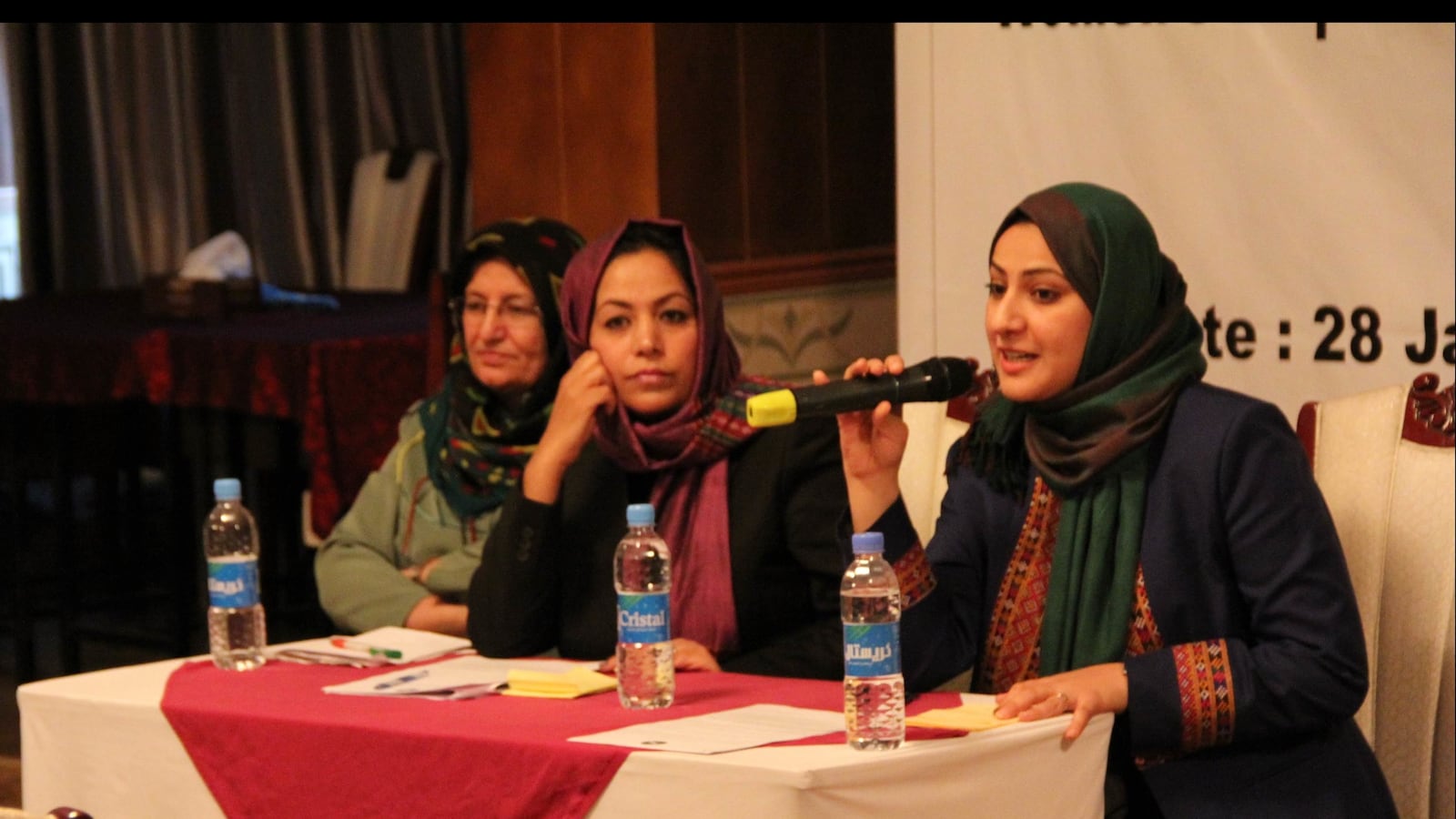 articles/2014/10/17/amid-unrest-afghan-women-push-for-role-in-peace-process/141017-raskin-swanee2_y54xbm