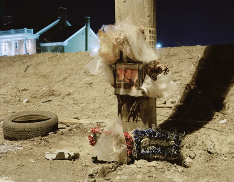 galleries/2009/10/15/mean-streets-haunting-photos-of-america-s-forgotten-cities/steacy---inner-city---14_ghkfxz