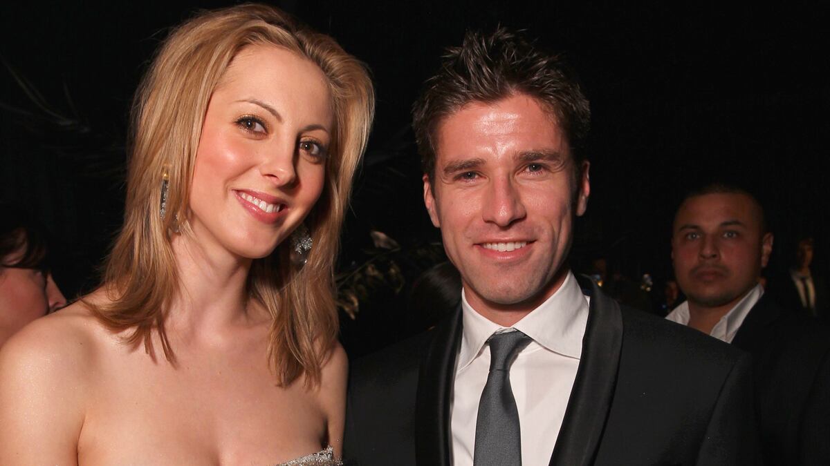 cheats/2011/10/29/susan-sarandon-s-daughter-marries/eva-amurri-married-cheat_wbfo8r