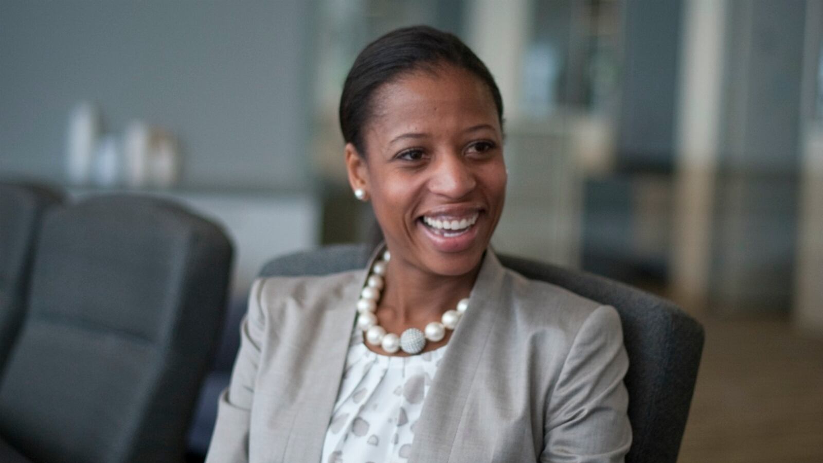 cheats/2012/05/23/mia-love-hopes-to-mix-up-the-house-of-representatives/mia-love-cheat_u2uliw