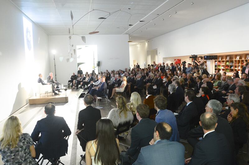 galleries/2012/06/14/credit-suisse-newsweek-daily-beast-dinner-with-dasha-zhukova-tina-brown-bryan-lourd-rem-koolhaas-and-hans-ulrich-obrist-photo/gal-basel-06_cbe3z5