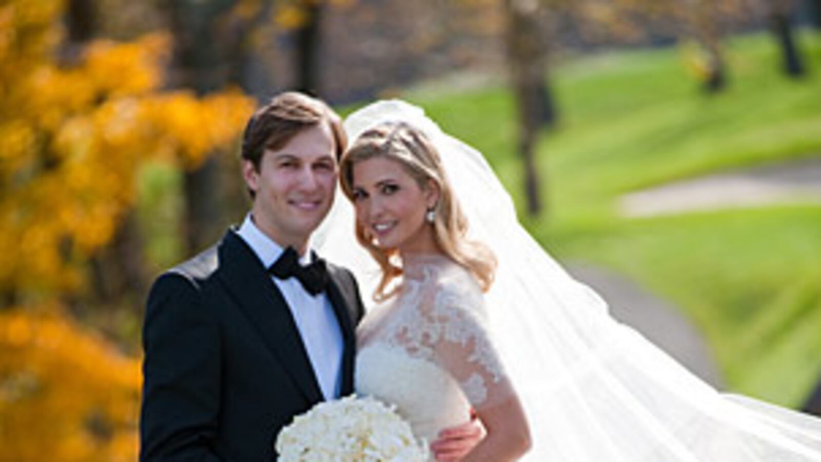 cheats/2009/10/26/ivanka-trumprsquos-wedding-portrait/ivanka-wedding_vj9du8