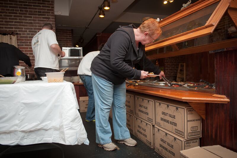 galleries/2014/03/02/the-west-virginia-river-no-one-can-drink-from-photos/140228-weastva-water20_ivoxxj