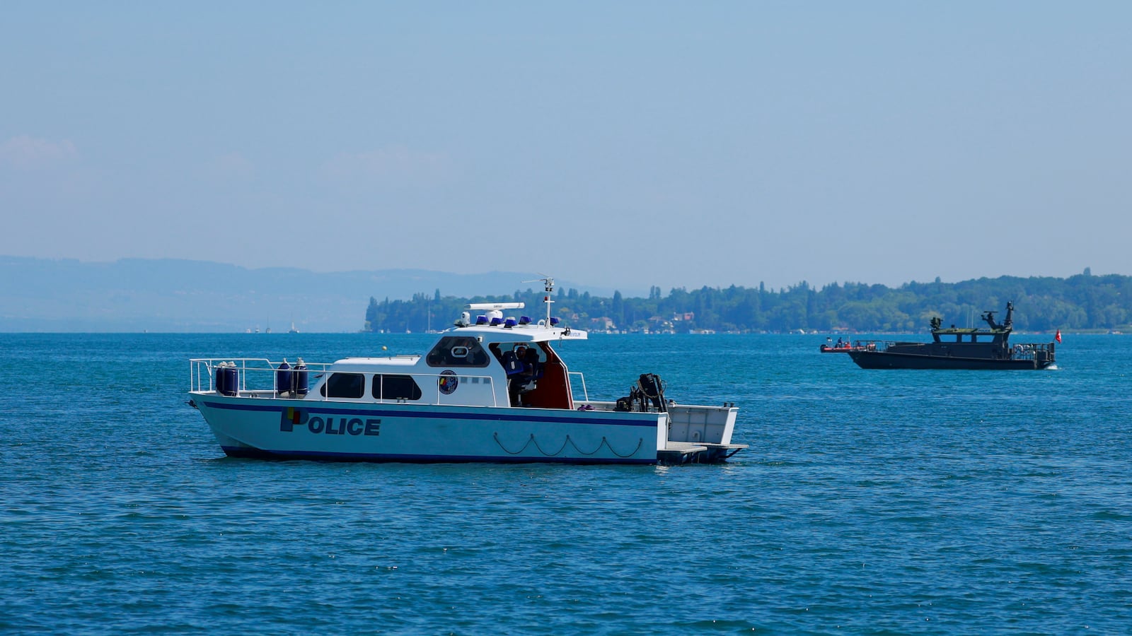 2021-06-16T100823Z_703890522_RC2L1O9QA88N_RTRMADP_3_USA-RUSSIA-SUMMIT-GENEVA_ebwhxe