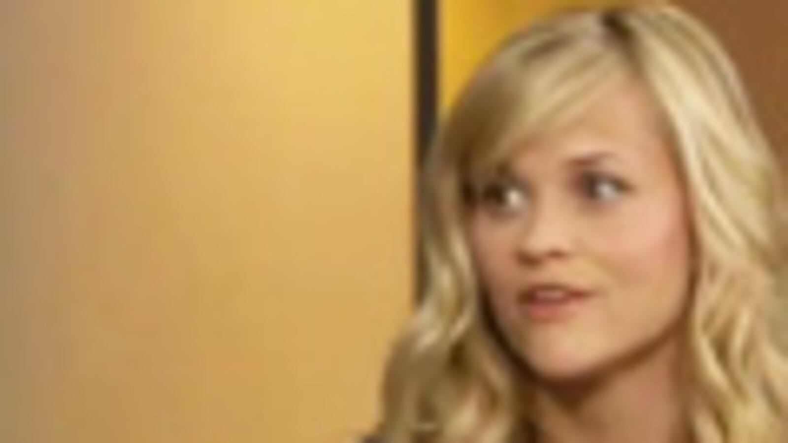 cheats/2011/09/07/reese-witherspoon-hit-by-car/giving-beast-witherspoon-thumb_tetreo