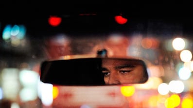 cheats/2011/04/24/new-york-cabbie-drives-passenger-to-la/new-york-city-taxi-stabbing_kcxmo1