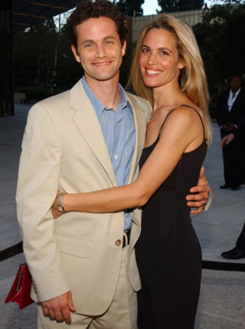 galleries/2009/03/31/celebrity-adoptions/celebrity-adoptions---kirk-cameron_mg3l8v