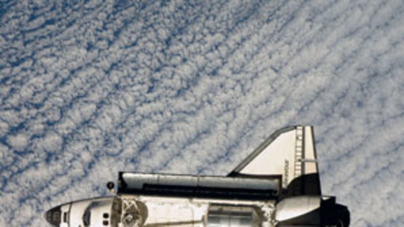 cheats/2010/02/22/space-shuttle-touches-down/space-shuttle-endeavor-grounded_qcqpru