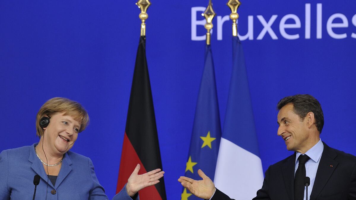 cheats/2011/10/26/eu-reaches-tentative-debt-deal/progress-in-europe-talks_zu4thp