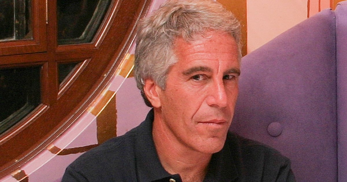 Epstein Mystery Deepens After Prison Guard’s Bombshell Testimony