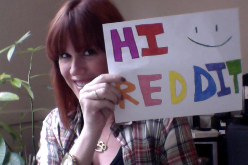 articles/2012/04/26/10-revelations-from-molly-ringwald-s-reddit-ama/ries-molly-ringwald_xe5vnk