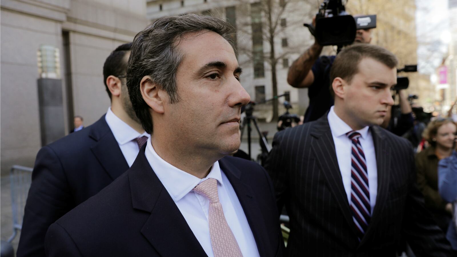 180516-cohen-korea-cheat_ldkibq