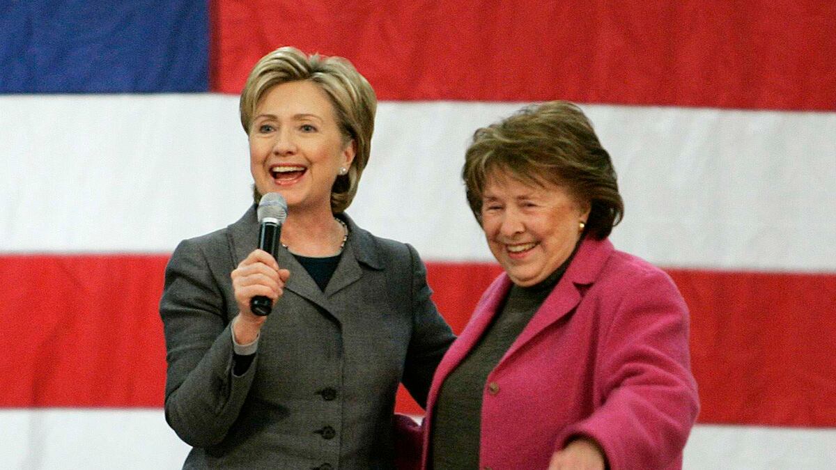 cheats/2011/11/01/dorothy-rodham-dies-at-92/hillary-clinton-mother-dies-dorothy-rodham-cheat_ouv4xn