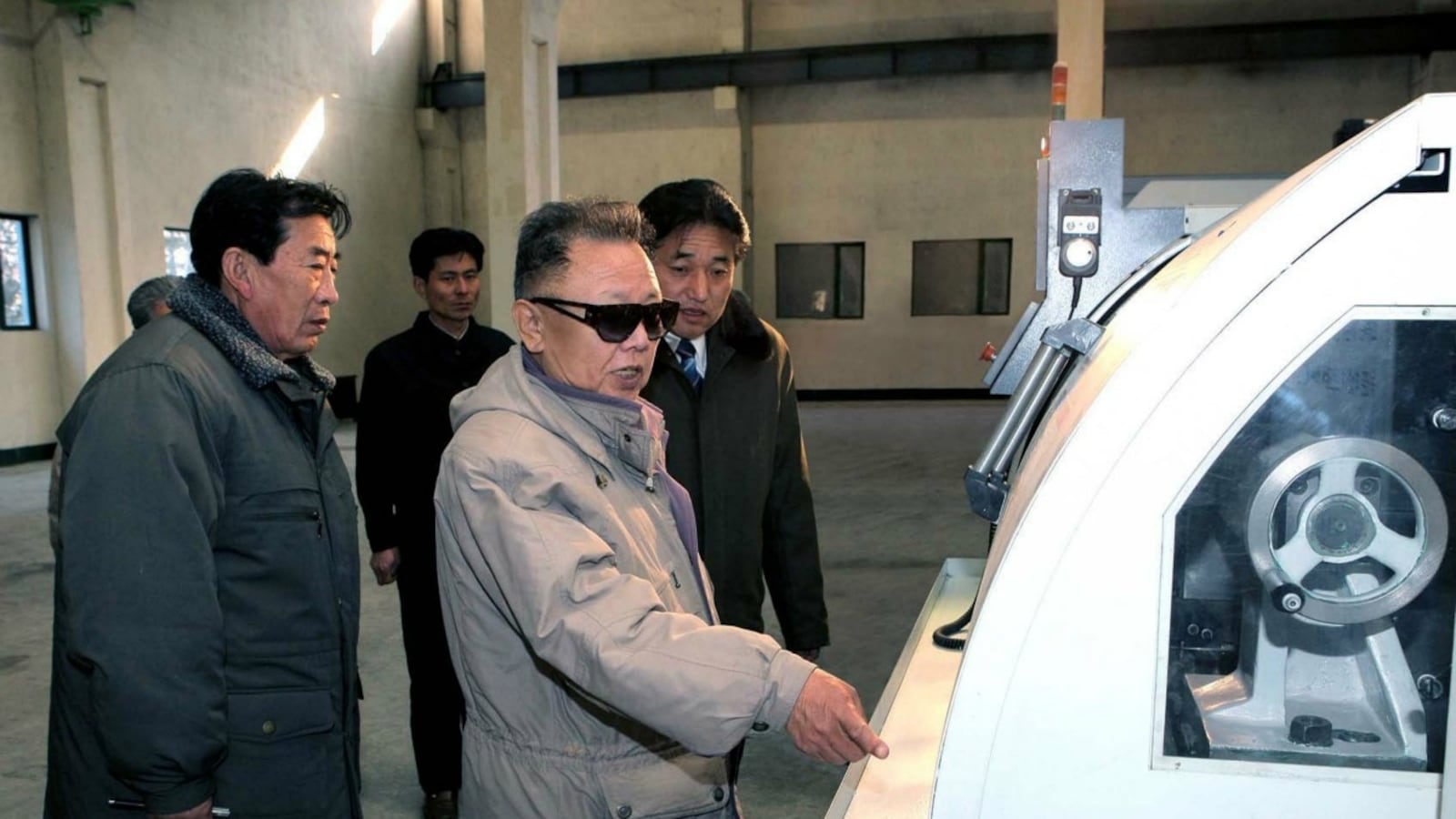 cheats/2012/12/26/report-kim-jong-il-died-in-fit-of-rage/kim-rage-death-cheat_n7f7qk