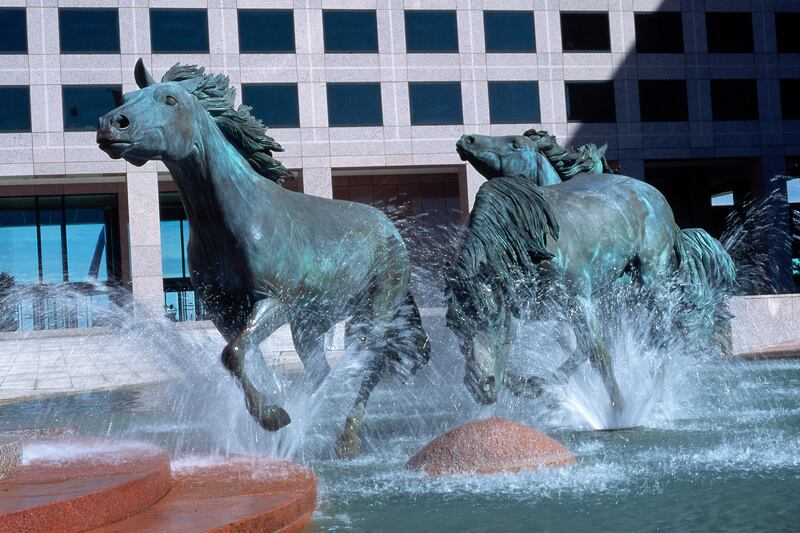 galleries/2013/08/19/america-s-thriving-cities-from-seattle-to-boston/130817-irving-tx_al68ef