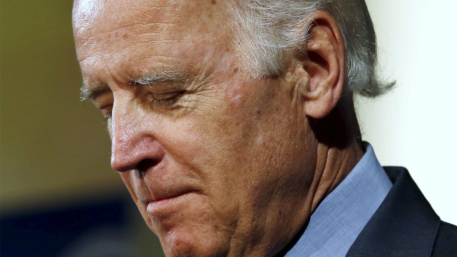 cheats/2015/09/10/emotional-biden-uncertain-about-run/150801-biden-cheat_atsvsb