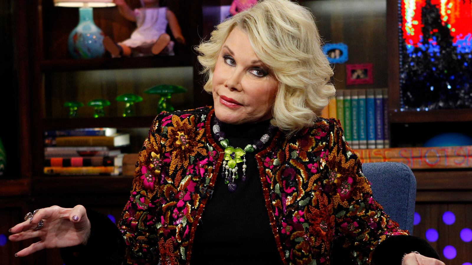 articles/2012/11/30/joan-rivers-s-best-insults-video/joan-rivers-gaffes-fallon_qcq5y3