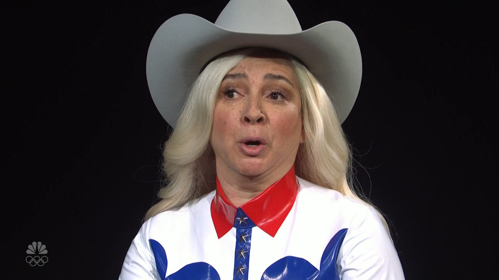 Maya Rudolph reprises her role as Beyoncé on Saturday Night Live.