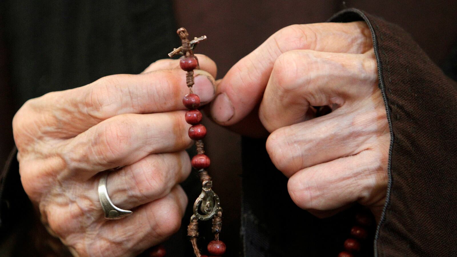 catholic_church_generic_mzfxwx