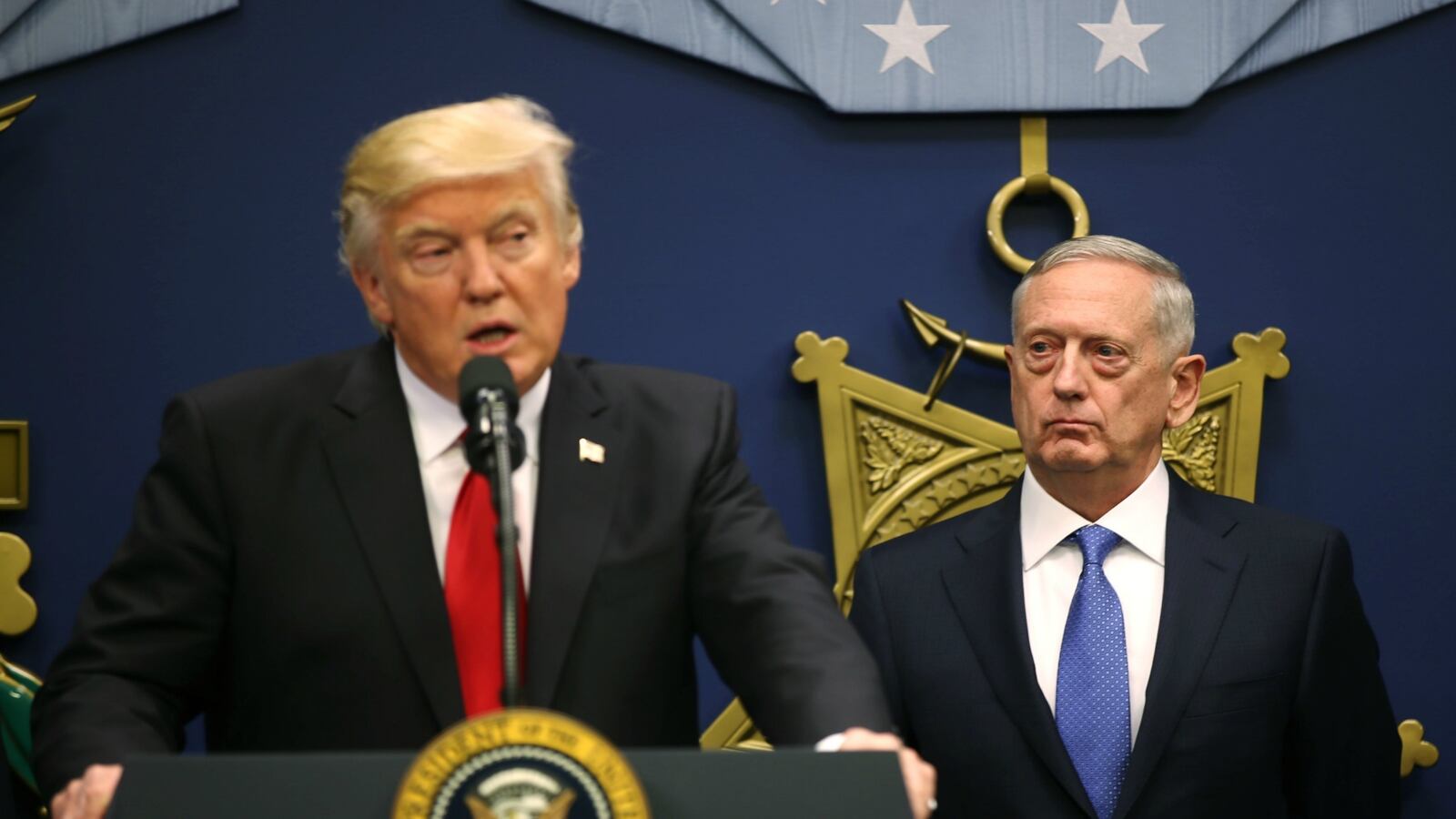 cheats/2017/02/27/trump-s-navy-secretary-pick-backs-out/170226-sec-navy-pick-withdraws-cheat_cmrh6e