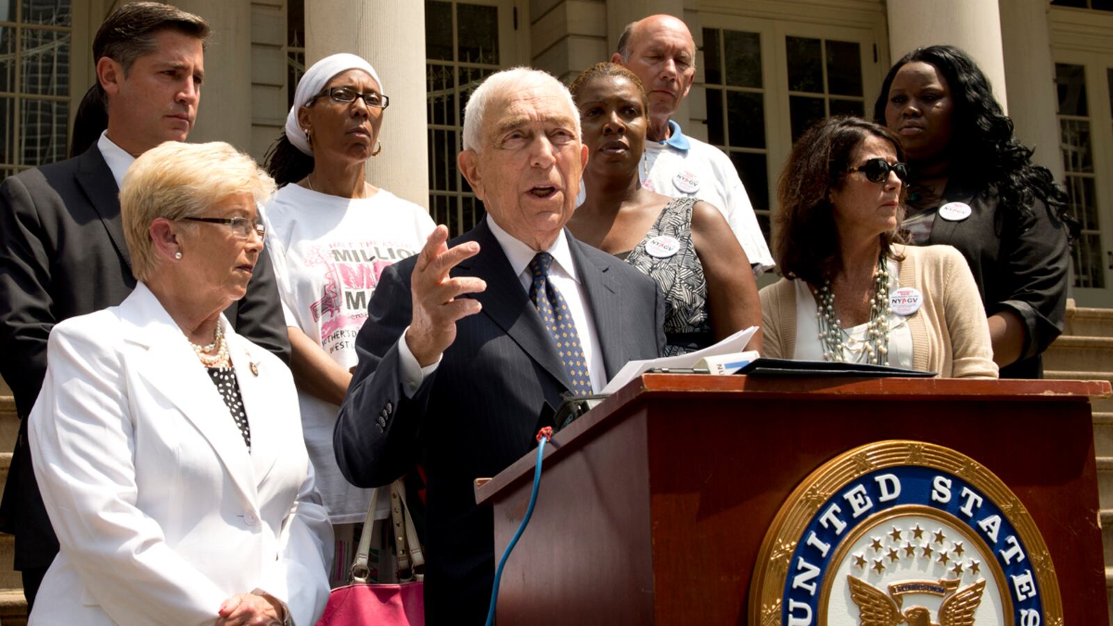 cheats/2012/07/31/law-to-ban-anonymous-ammo-sales/gun-ammo-control-law-cheat_naqpmc