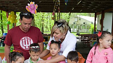 cheats/2009/08/01/jon-amp-kate-plus-8-returns/jon-and-kate_sdt30e