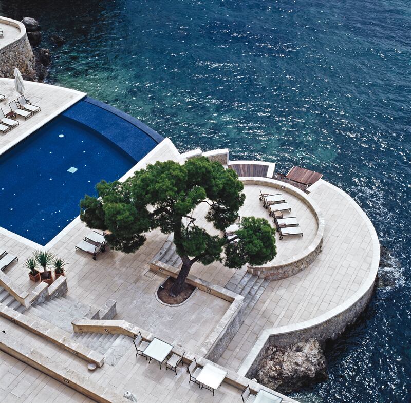 galleries/2013/05/24/design-hotels-turns-20/design-hotels-casa-del-mar3_mql9ay