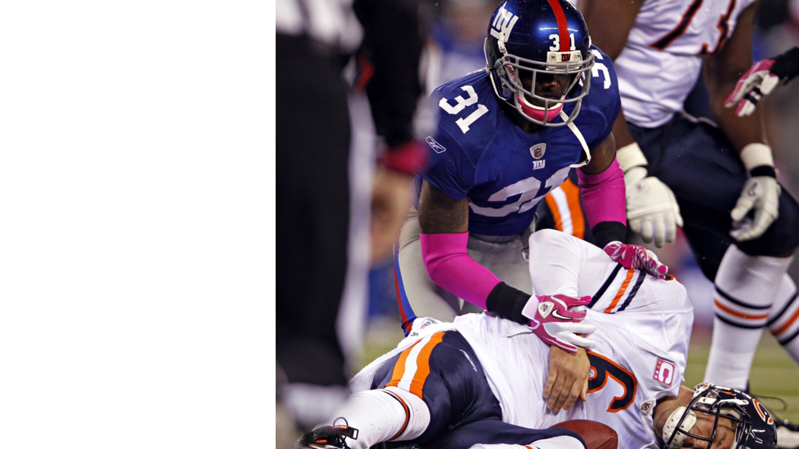 cheats/2011/07/20/75-ex-players-sue-nfl/nfl-concussions-lawsuit-cheat_xkolas