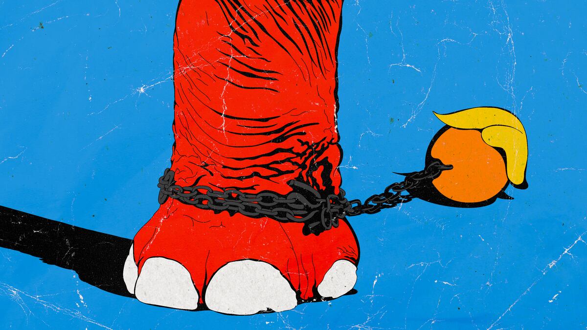 220221-gop-afraid-trump-hero_g6s56z