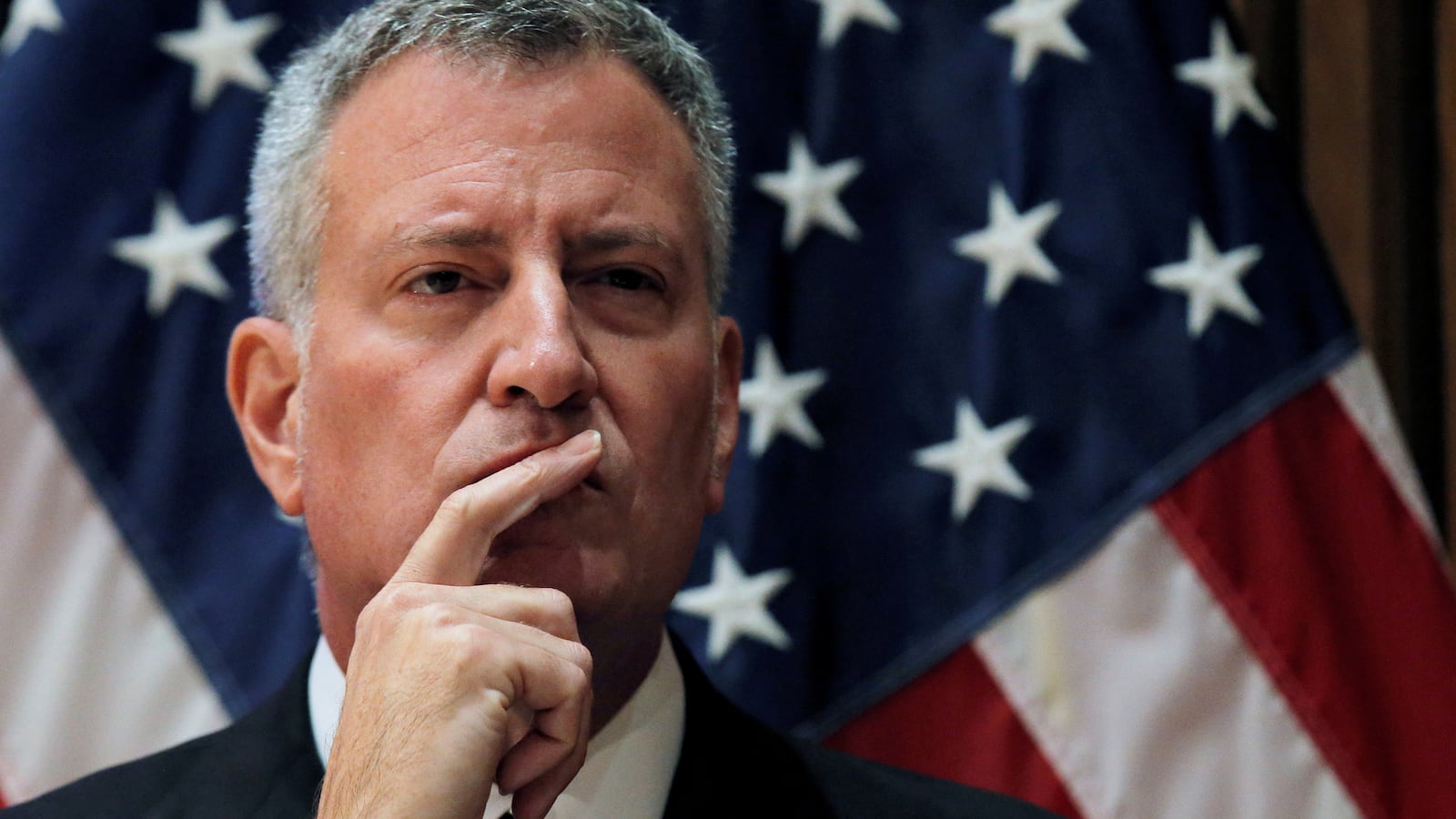 170806-siegal-deblasio-tease_mjfdqs