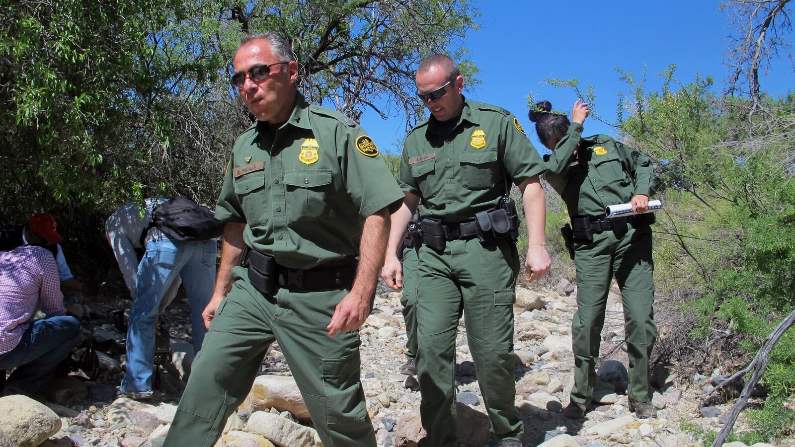 cheats/2014/05/07/800-complaints-against-border-agents/140507-us-border-patrol-cheat_v6nyl3