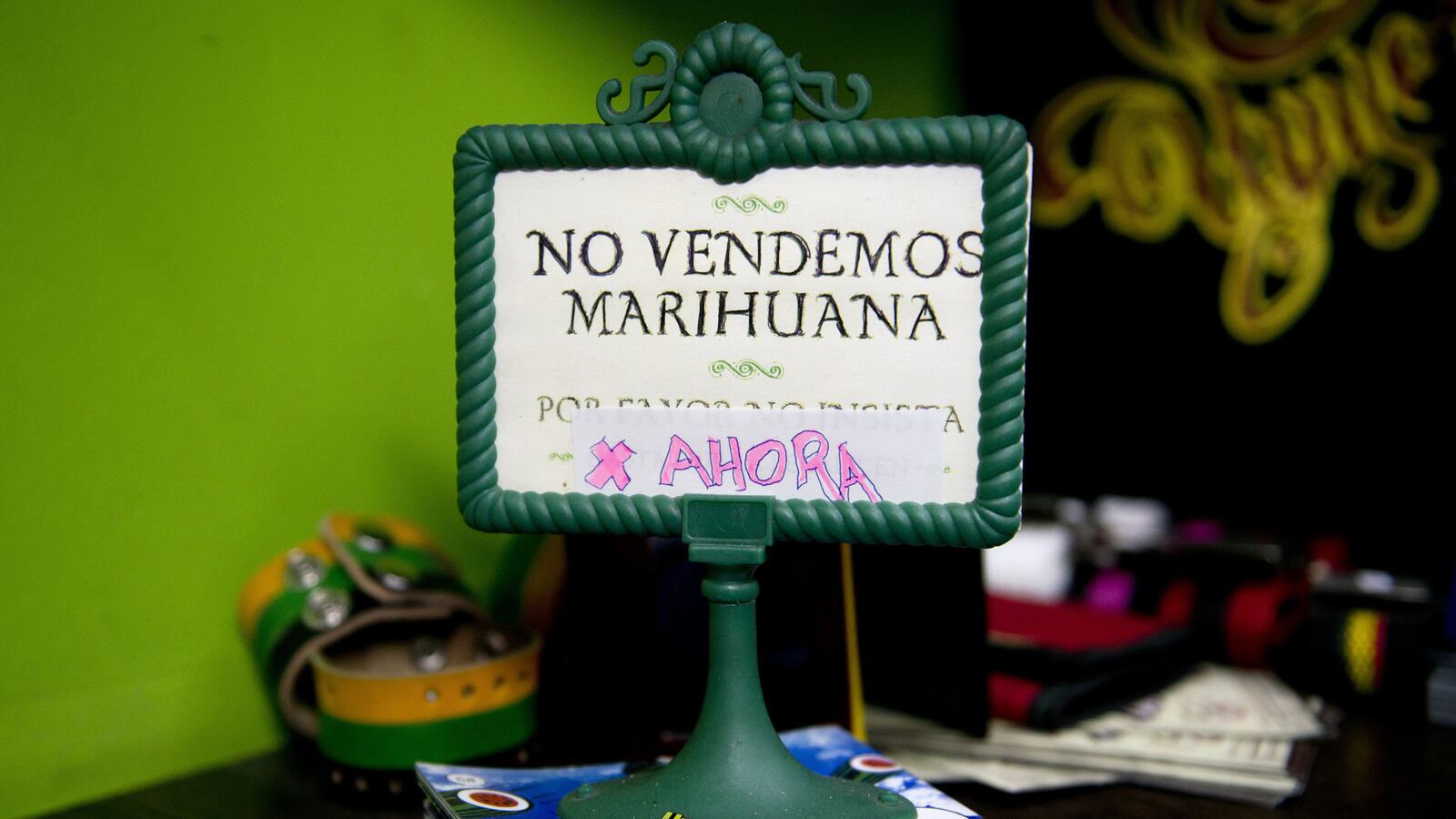 cheats/2014/05/06/uruguay-rolls-out-marijuana-market/140505-Uruguay-cheat_sm3aex