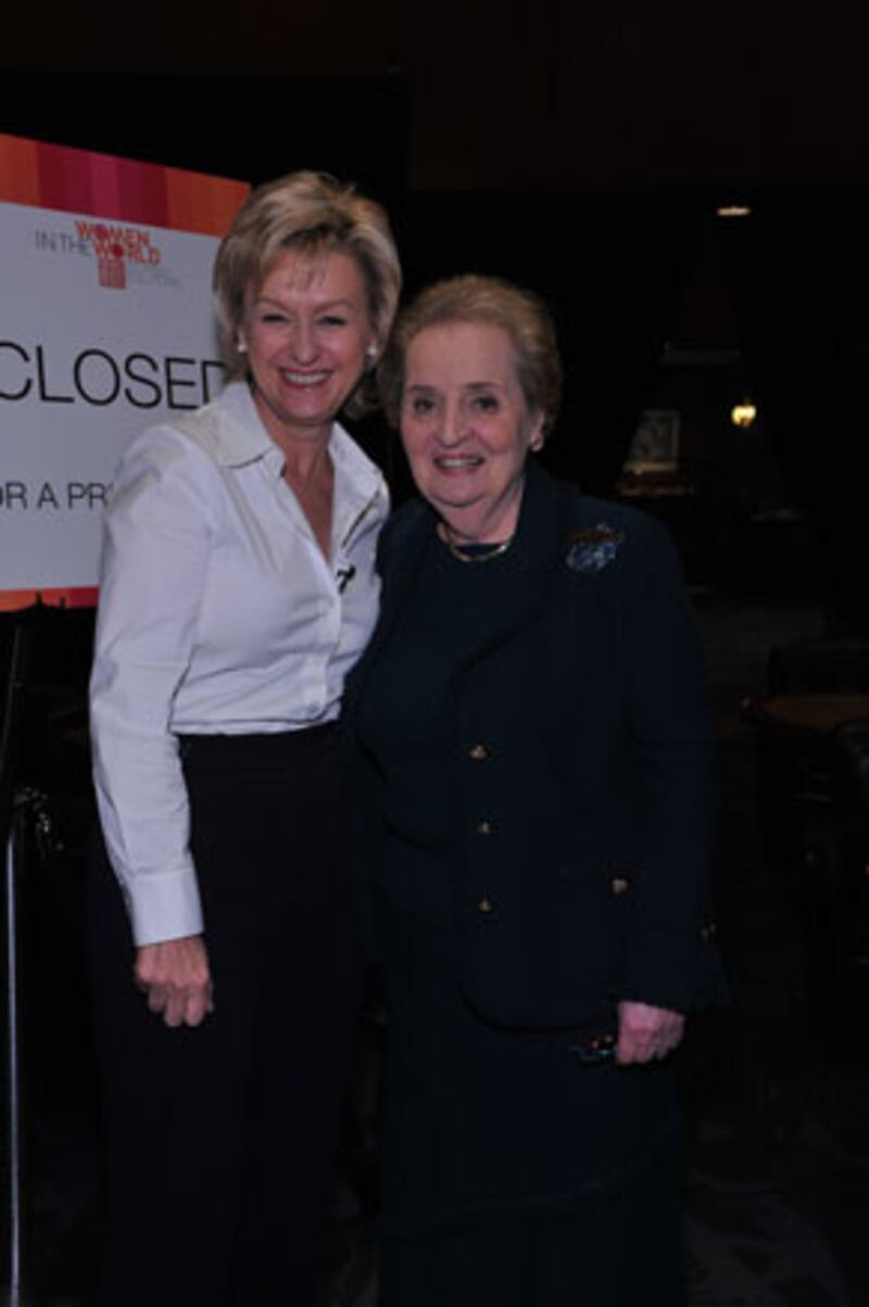 galleries/2010/03/13/women-in-the-world-conference-day-2/day-2---4_jdyye1