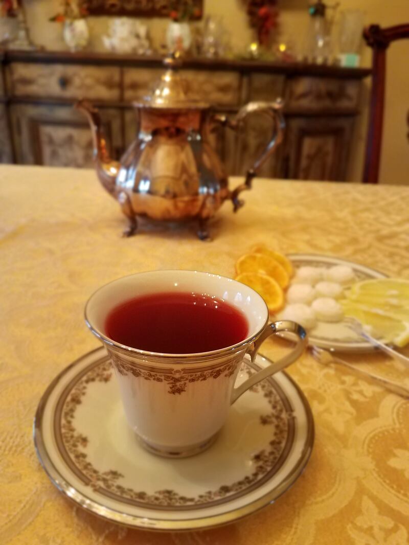 Dame_Fawcett_s_Rose_and_Thorn_Punch_Created_by_Lauren_Pellecchia_qyf2k8