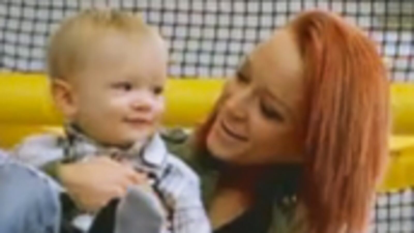 articles/2010/10/19/teen-mom-cover-girls-from-tv-pregnancy-to-celebrity/tang-teen-mom_134688_o9l1u2