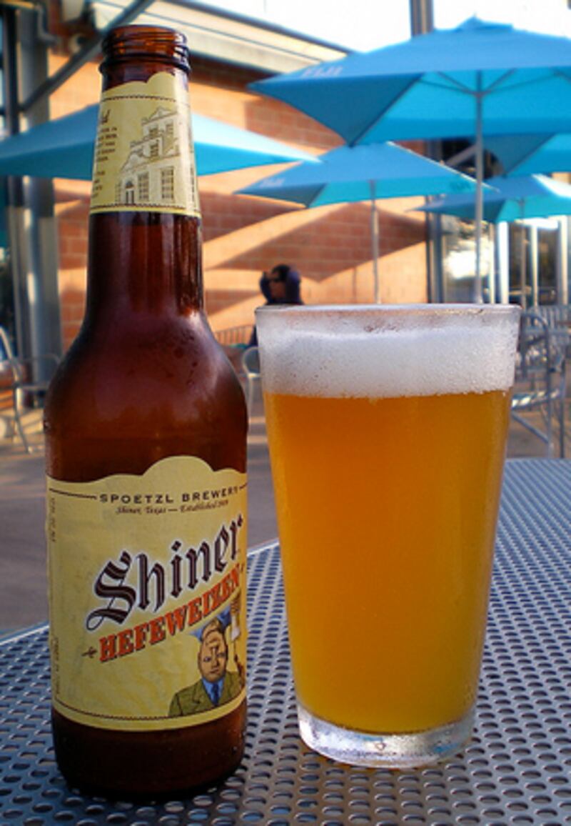 galleries/2010/10/12/the-50-most-fattening-beers/beer---shiner-hefeweizen_gj6iky