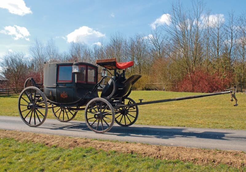 galleries/2010/07/06/royal-auction/spencer-house-2_dntpej