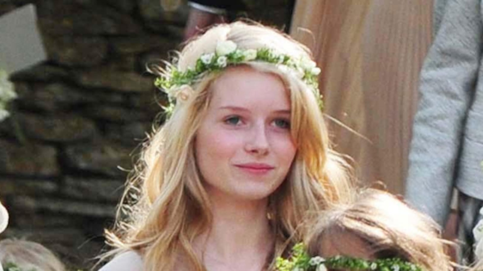 articles/2011/11/14/meet-lottie-moss-kate-moss-s-13-year-old-sister-and-future-model/lottie-moss-wilkinson_qvna2w
