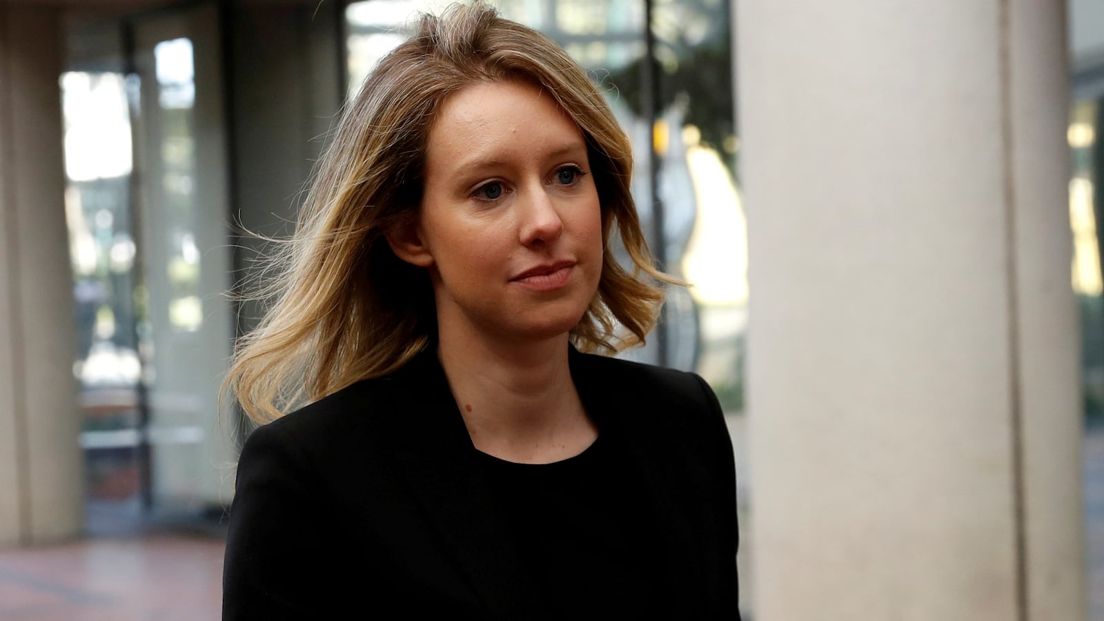 2021-11-19T181059Z_1565224931_RC2UXQ9MP57D_RTRMADP_3_THERANOS-HOLMES_fmxrgh