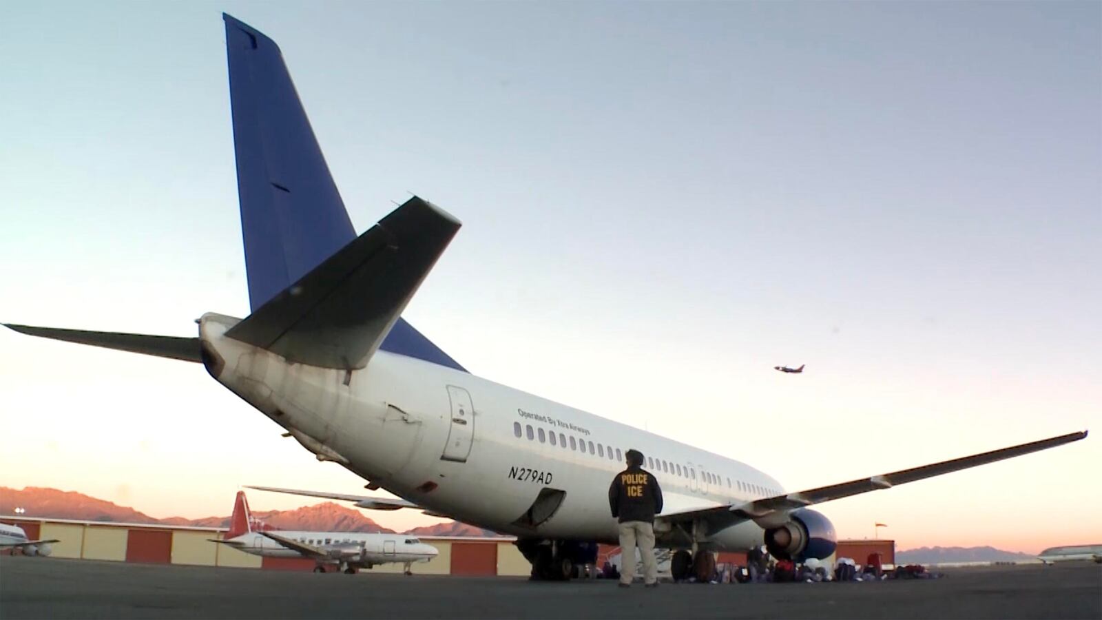 180621-rohrlich-ice-air-tease_ihusxj