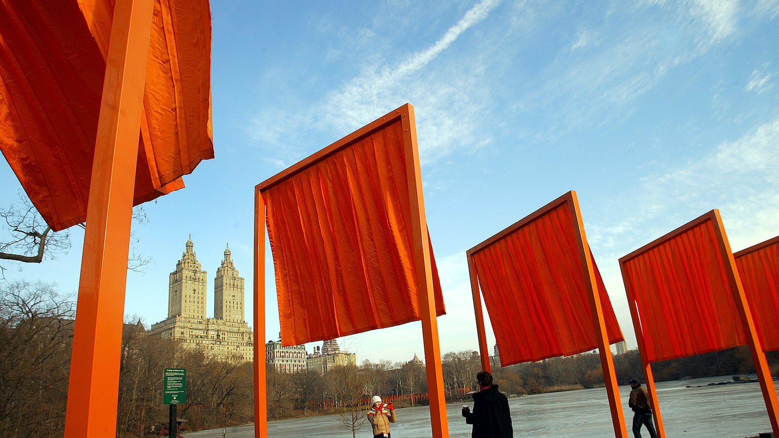 articles/2015/11/19/could-art-solve-the-refugee-problem/151118-peyser-public-art-tease_kgeou9